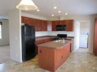 9829 Bellcrest Blvd, Fenton, MI 48430