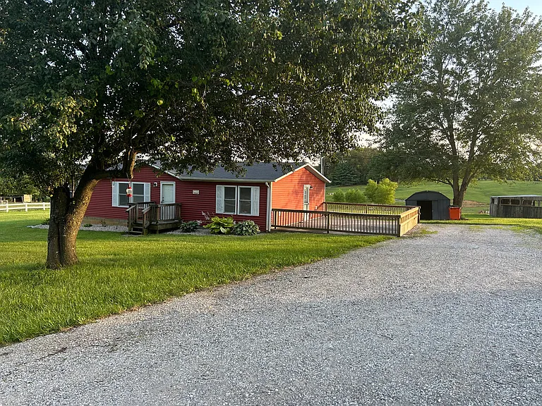 1227 Ford Hwy — Photo 2