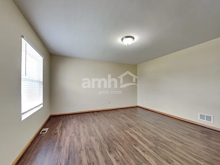 5311 Meadowbrook St — Photo 7