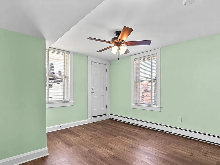 820 S Conkling St — Photo 13