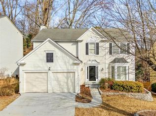 10895 Glenbarr Dr, Johns Creek, GA 30097