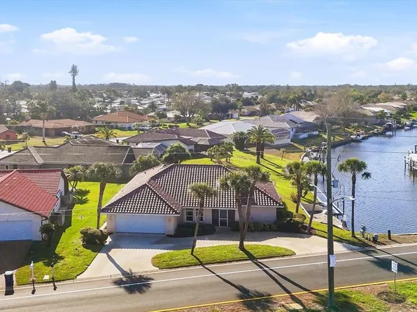 157 Englewood Isles Pkwy, Englewood, FL 34223