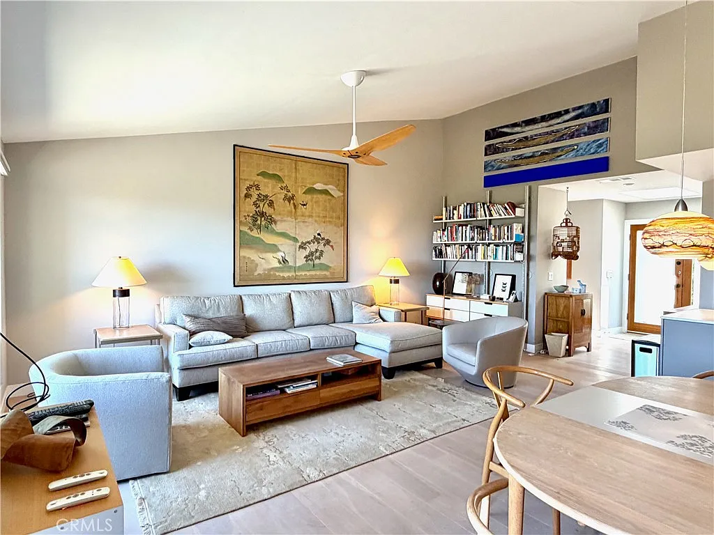 2 bed, 1628 sqft, $12,000 — Photo 2