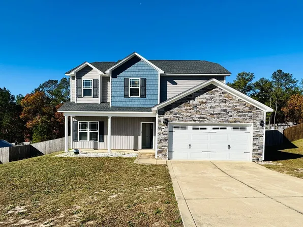 194 Old Blossom Ct, Raeford, NC 28376