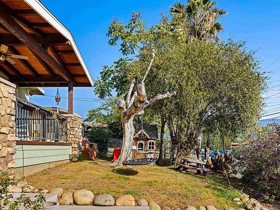 4th image of 9750 Ivanho St