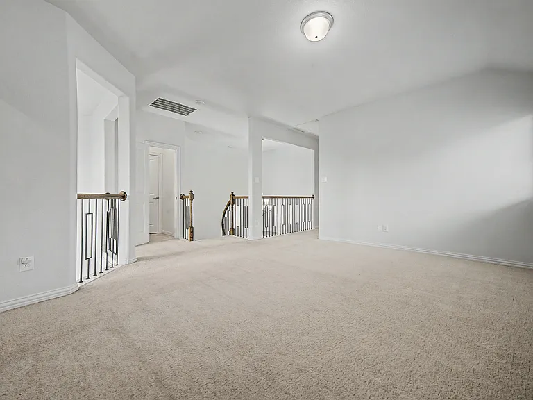 6862 Mistley Park — Photo 32