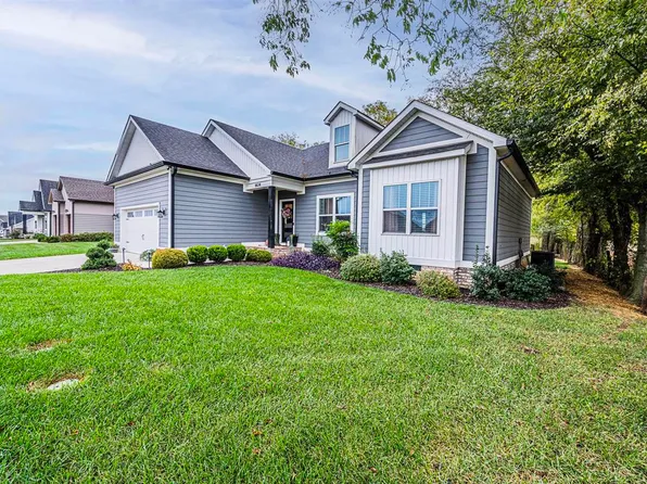 8834 Spartan St, Bowling Green, KY 42104