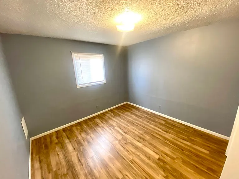 1217 Sunnyside Ave — Photo 8
