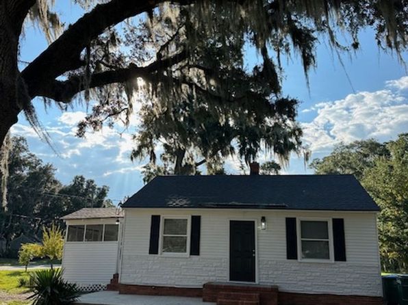 1601 Columbia Ave