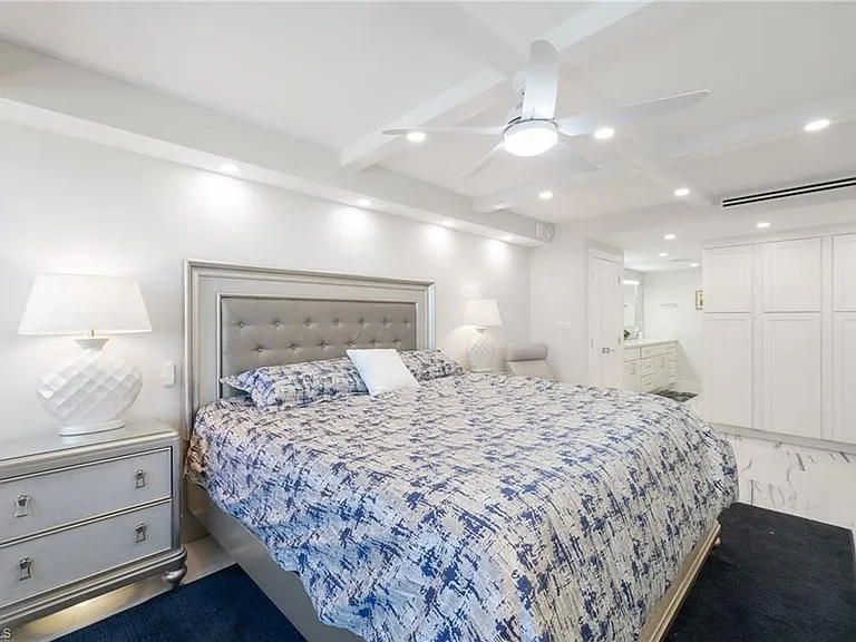 4001 Gulf Shore Blvd N #702 — Photo 24
