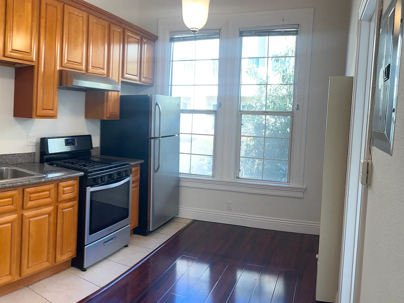 1 bed, $2,195 — Photo 4