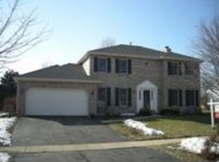 606 Highbury Ln, Geneva, IL 60134