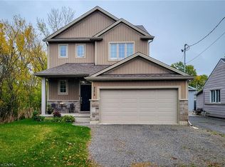 4274 6th Ave, Niagara Falls, ON L2E 4S8