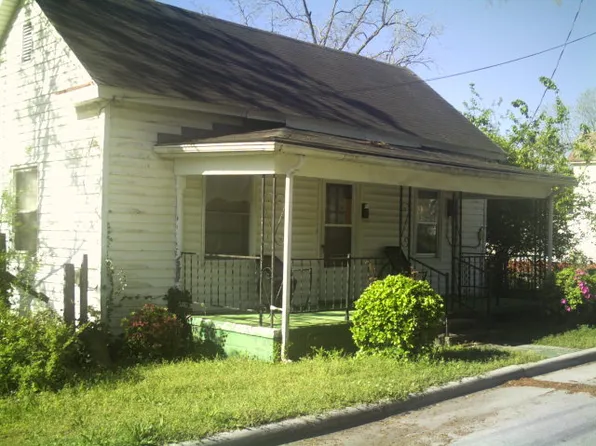 1021 Hicks Ave, Kinston, NC 28501