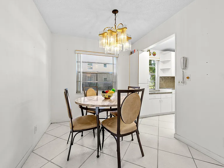 344 Piedmont Trl — Photo 10