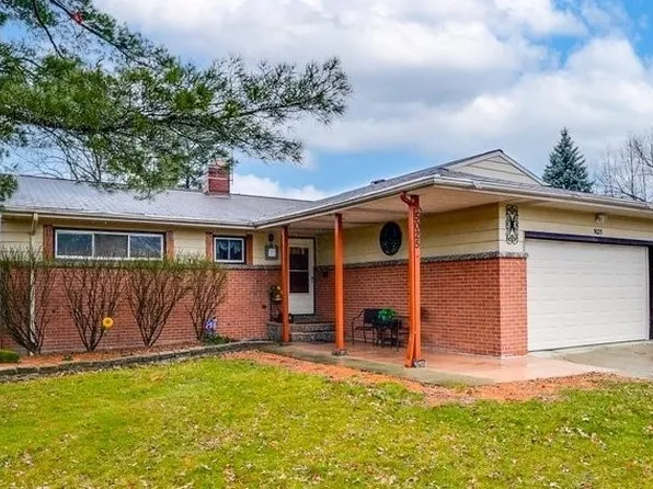 5025 S Sedgewick Rd, Lyndhurst, OH 44124