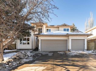 607 Butterworth Wynd NW, Edmonton, AB T6R2G8