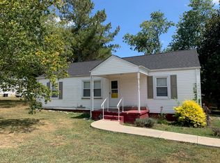 104 Maple St, Bell Buckle, TN 37020