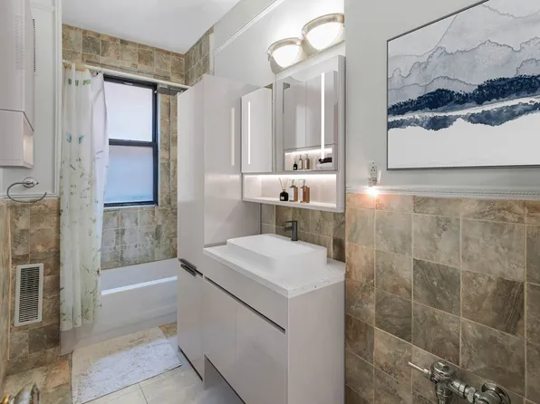 875 West 181st Street image 5 of 17