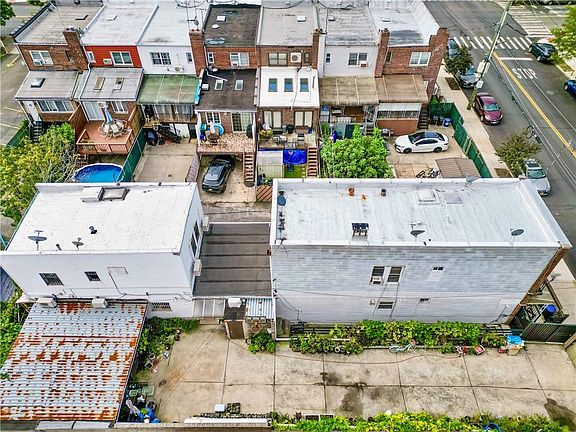 3rd image of 8843 26th Ave