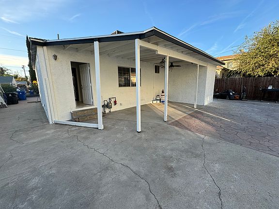 3rd image of 6836 Vantage Ave