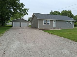 712 W Jackson Ave, Altamont, IL 62411