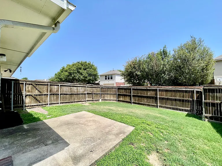 1535 Silver Spur Dr — Photo 31