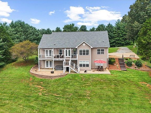 4th image of 4350 Greenwood Dr