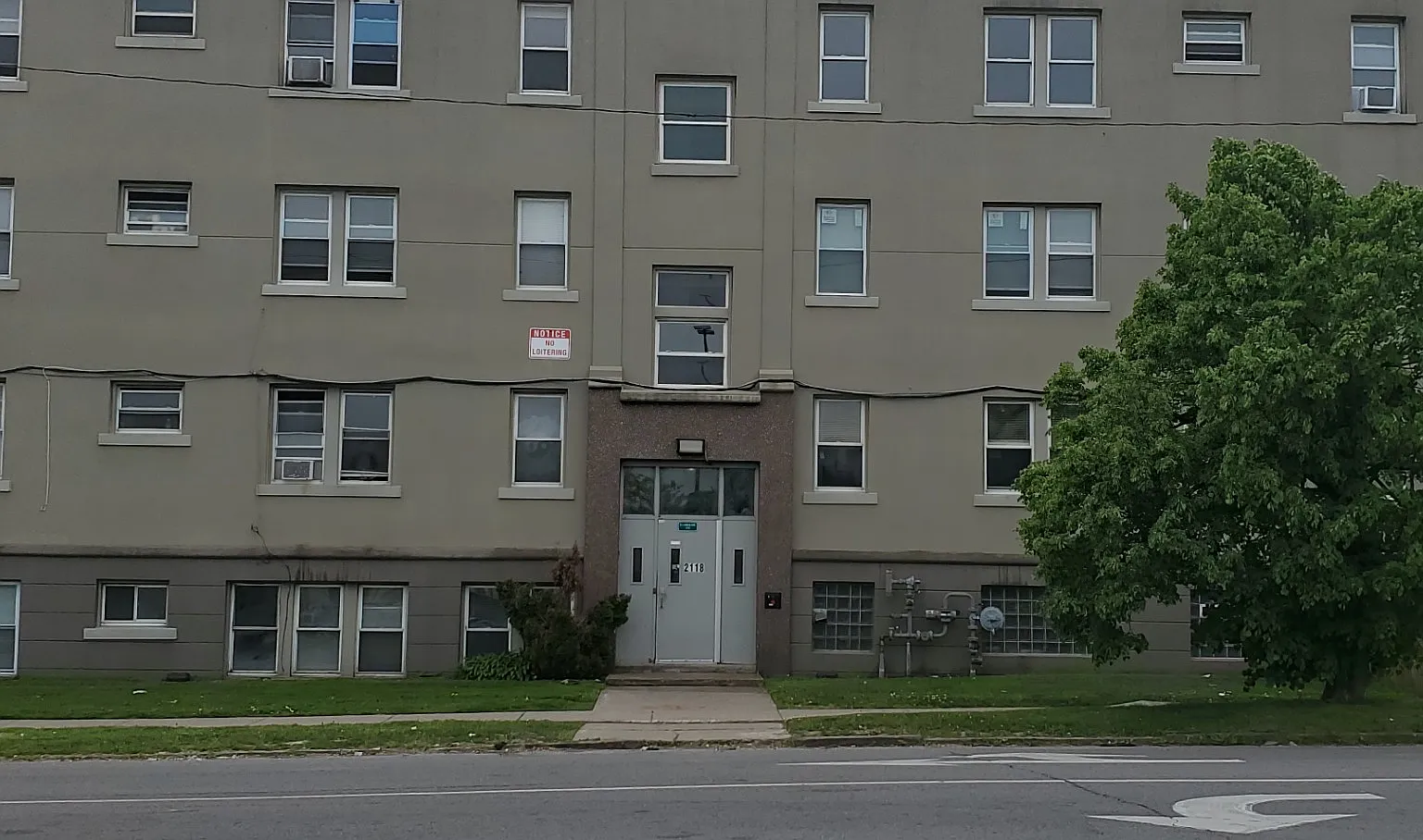 2118 Delaware Avenue — Photo 2