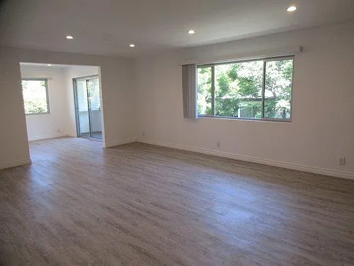 1701 Anacapa St Photo 1