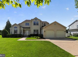2203 Derby Dr, Cinnaminson, NJ 08077