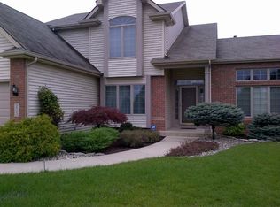 205 Hunters Rdg, Auburn, IN 46706