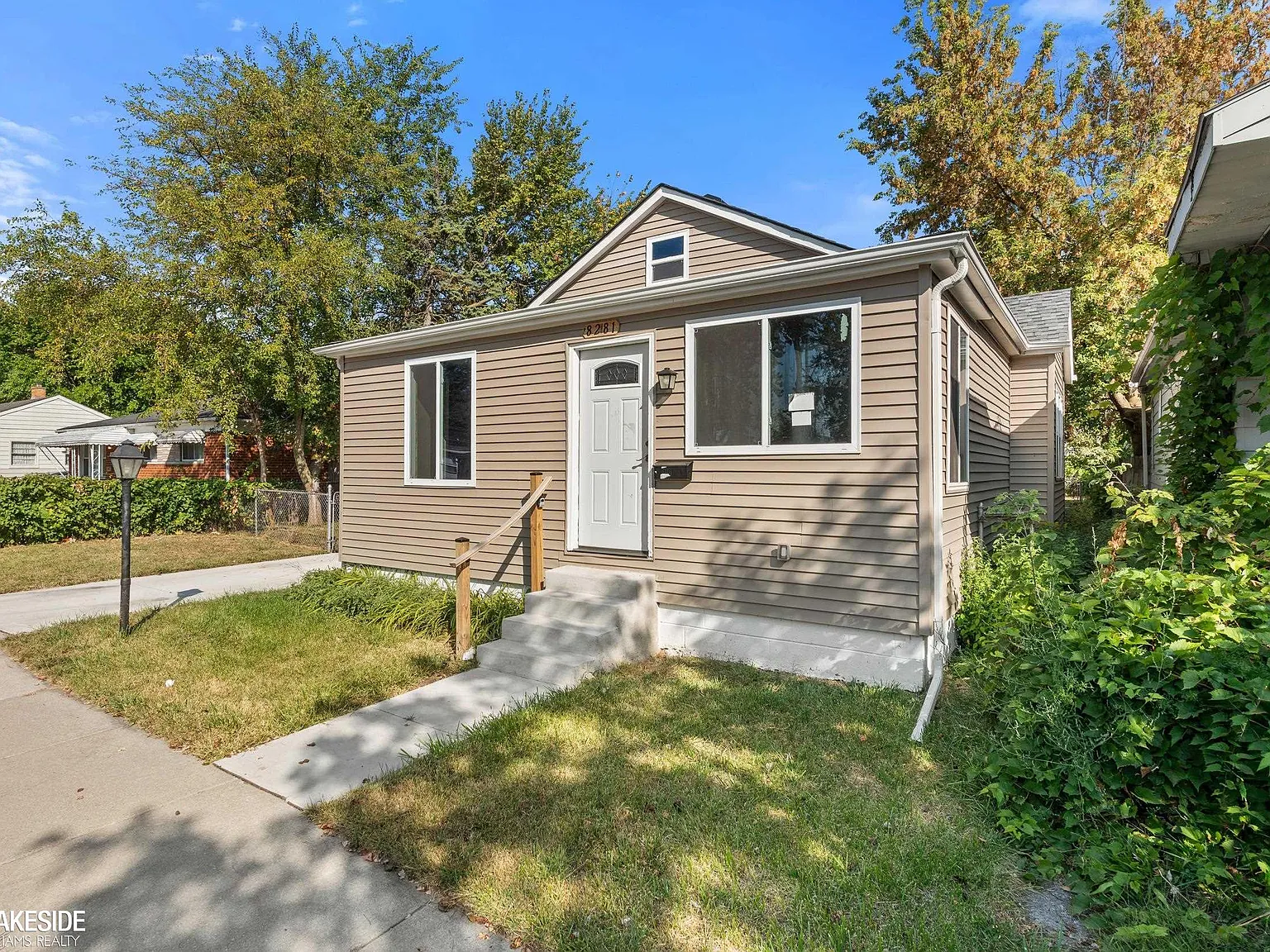 3 bed, 1.0 bath, 768 sqft, $1,500 — Photo 3