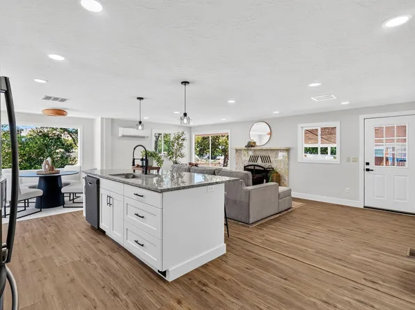 330 N Main St, Leeds, UT 84746