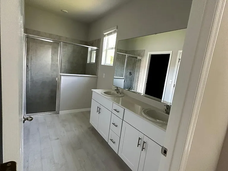 826 Friendship Cir — Photo 22