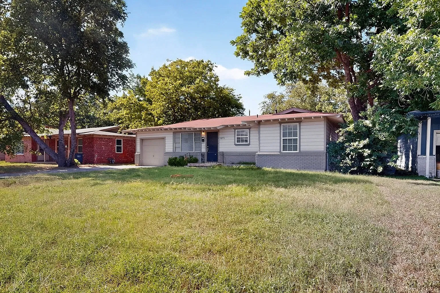 3 bed, 1000 sqft, $1,695 — Photo 3