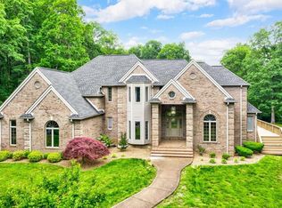 10918 Red Hill Maxwell Rd, Utica, KY 42376