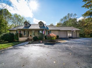 556 Pigeon Ridge Rd, Crossville, TN 38555