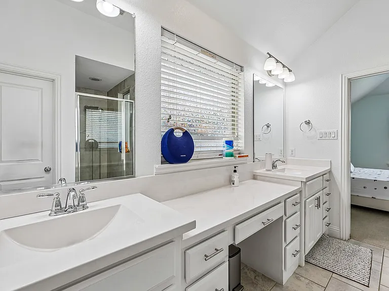 808 Parkland Dr — Photo 20