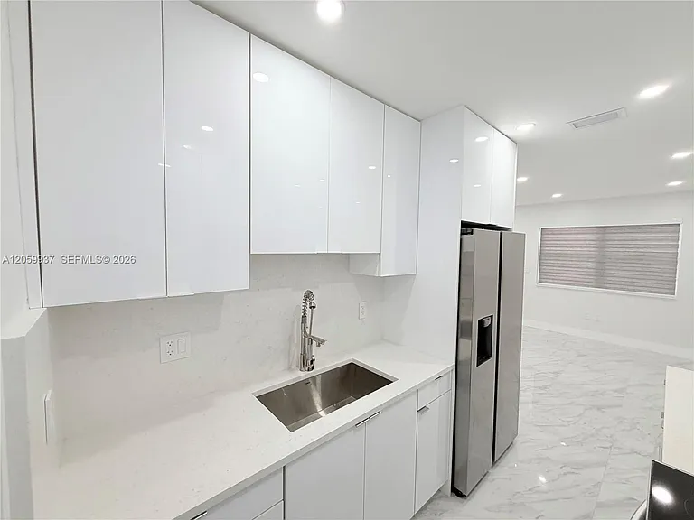 3390 NW 50th St #3390 — Photo 12