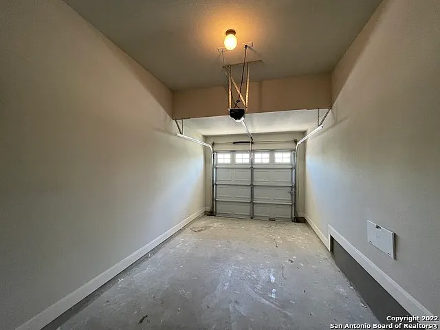 6423 Melanzane Ave #104 — Photo 14