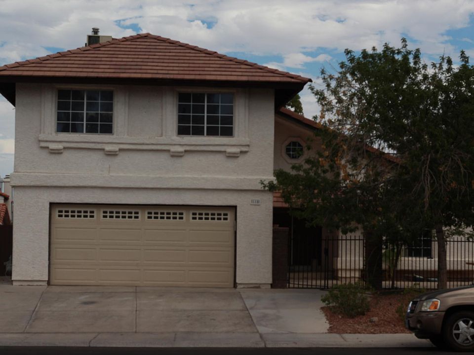 RV parking to the left