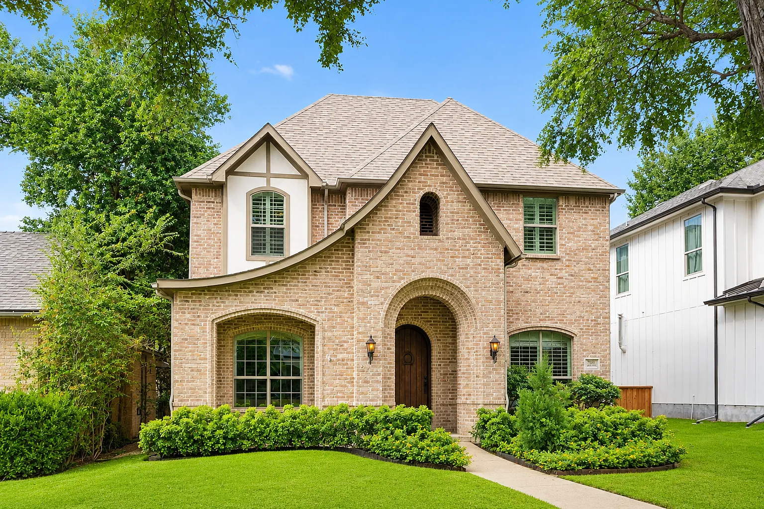 4 bed, 3.5 bath, 2991 sqft, $10,000 — Photo 2