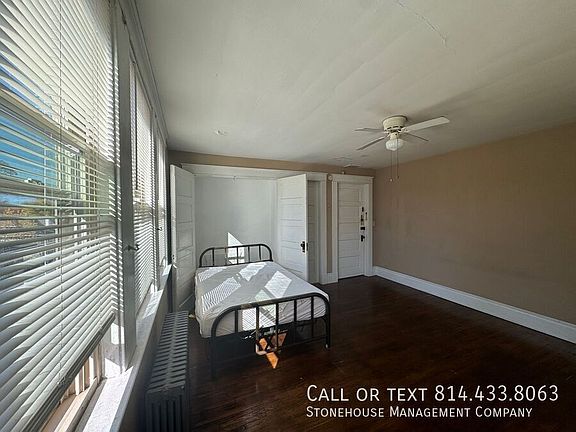 3rd image of 440 W 10th St APT 9