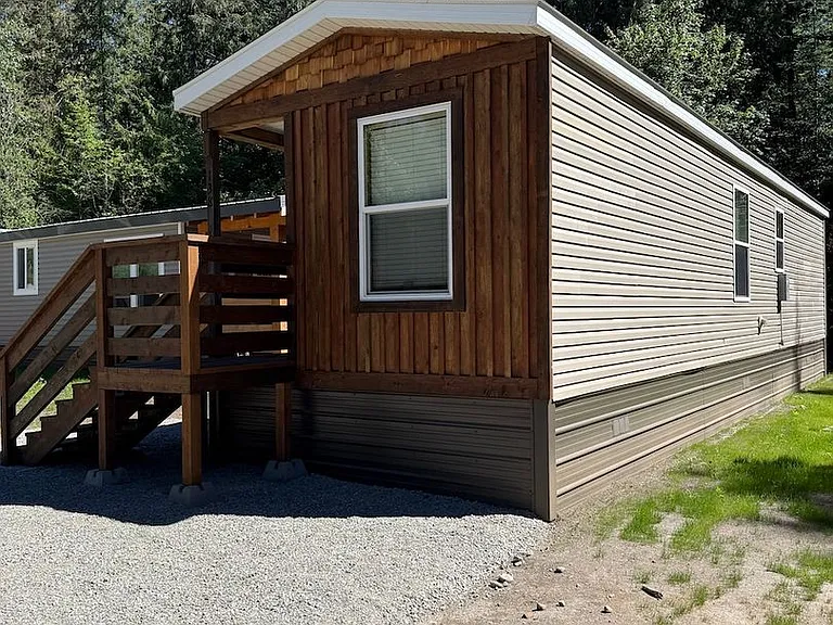 138 Cedar Hl — Photo 22