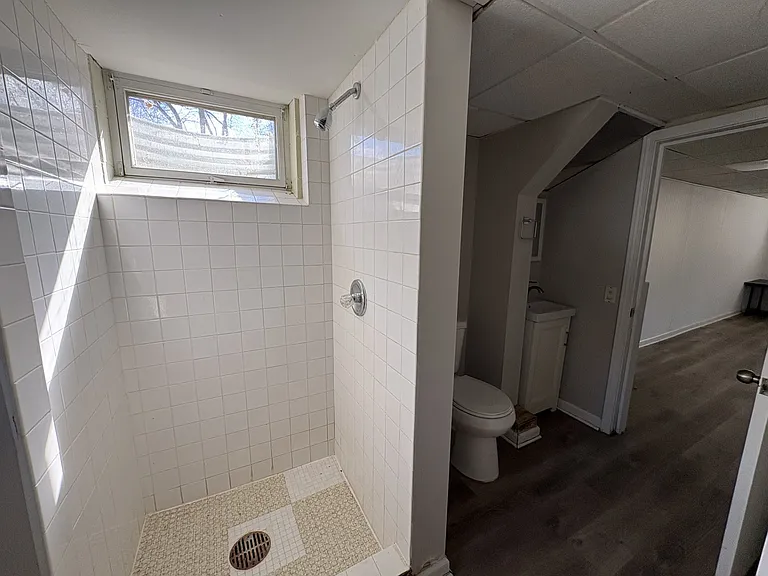 5825 Decatur Ave N — Photo 23