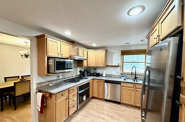 1581 Beckwith Dr — Photo 14