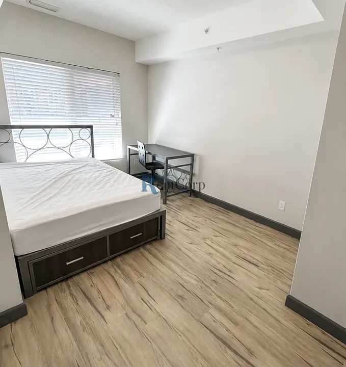 223 Sunview St #223-258B