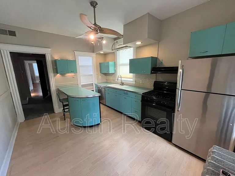 3901 Hartford St #2F — Photo 3