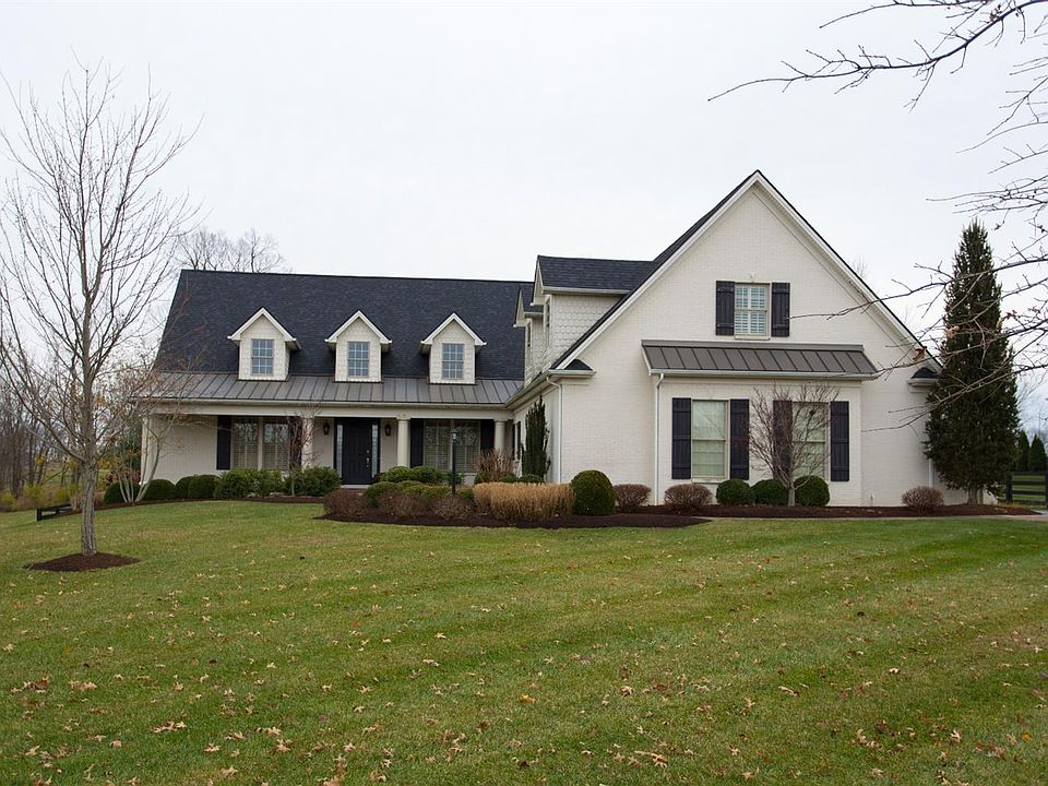 1st image of 301 Golf Club Dr